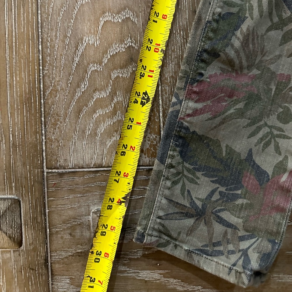 Hudson Jeggings - Picture 12 of 12